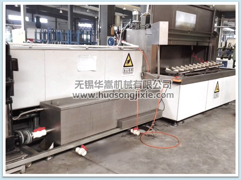 油缸、蓄能器部件清洗机